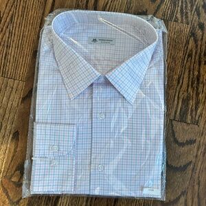 NWT Men’s custom made dress shirt 42 regular